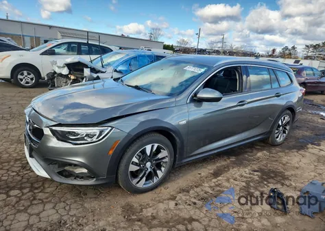 2019 Buick Regal Tourx Essence from USA, damaged, VIN W04GV8SX2K1002168